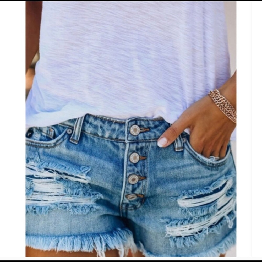 Distressed Ripped Jeans NWT - Picture 4 of 6